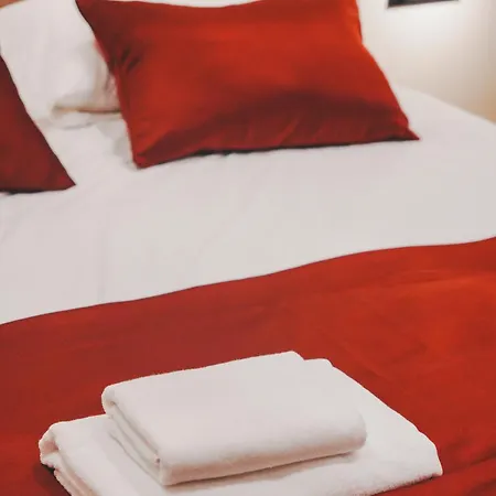 Eterna Apartments-city Center Apartment *