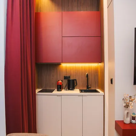 Eterna Apartments-city Center Apartment